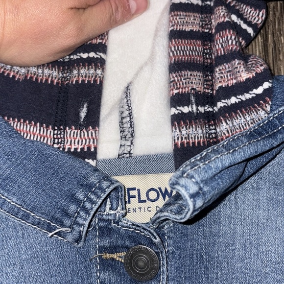 Wallflower Authentic Denim jacket with fabric sleeves and hood juniors size med - Picture 7 of 7